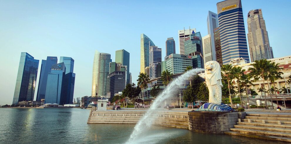 Singapore - Statue Fountain City